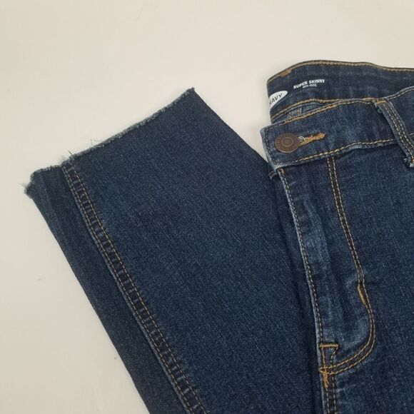 Old Navy Siper Skinny Mid Rise Raw Hem Jean. Size 10. - Picture 8 of 16